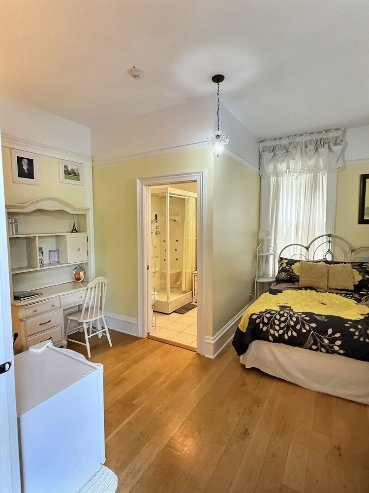 Lasalle Bed Breakfast 33/54