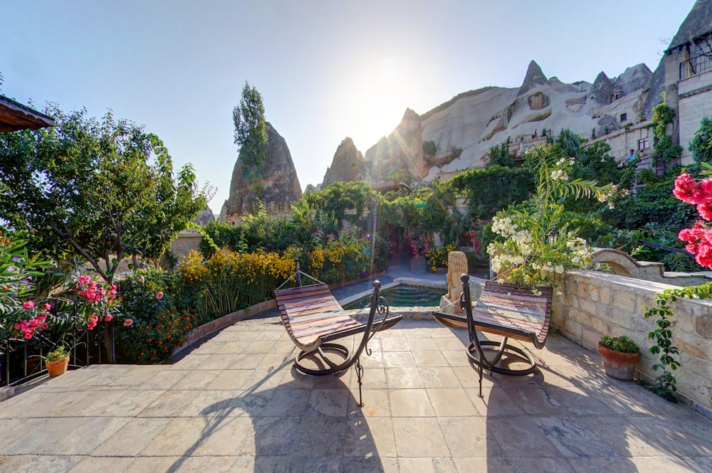 Roc Of Cappadocia 34/49