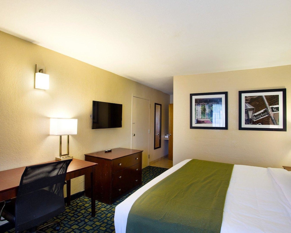 Quality Inn Hammond, LA 7/30