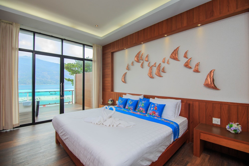 Honeymoon, King Bed, Hot Tub