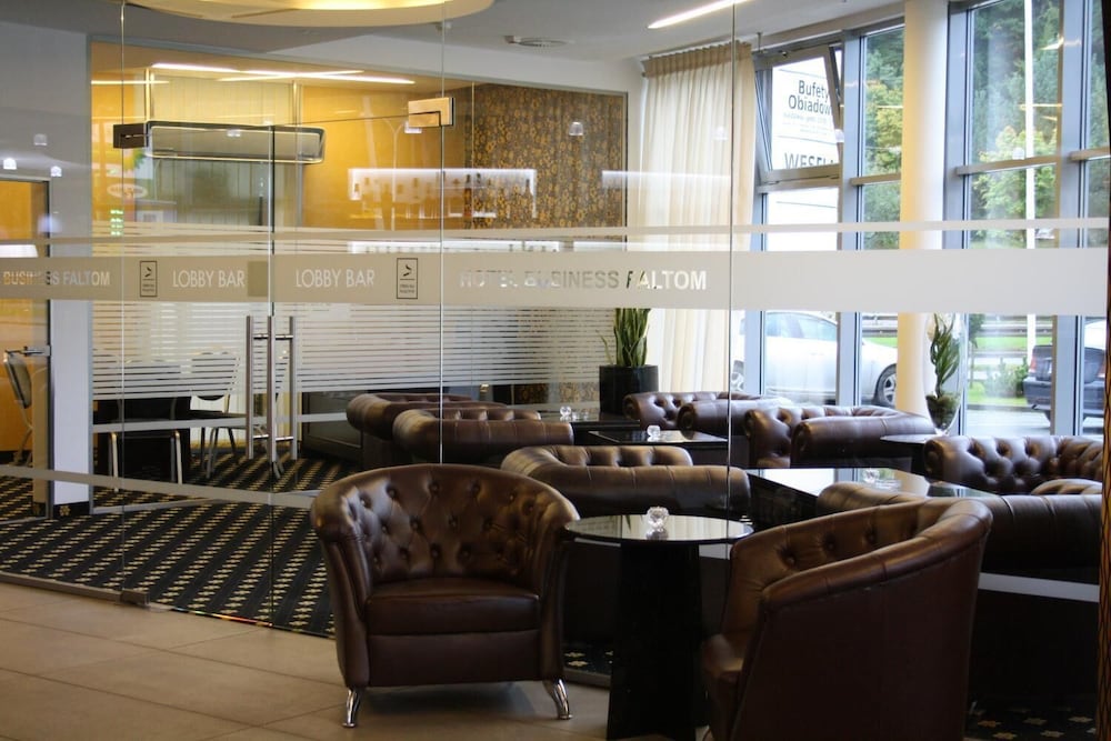 Business Faltom Hotel 49/56