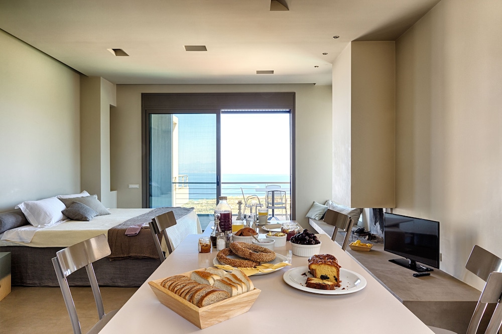 Euphoria Suites 19/41