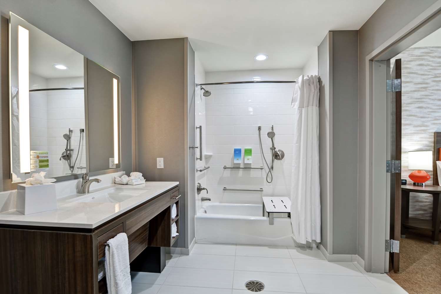 Home2 Suites by Hilton Bedford DFW West 48/48