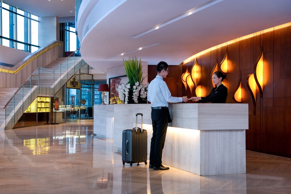 Huaqiang Plaza Hotel 6/42