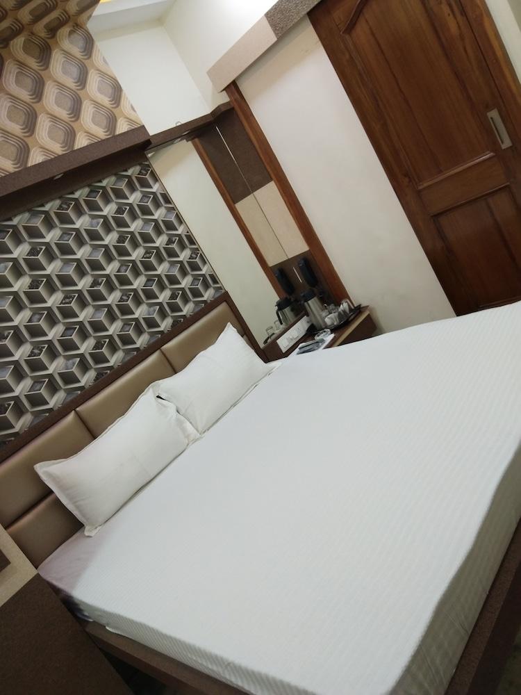 Hotel Shubh 14/14