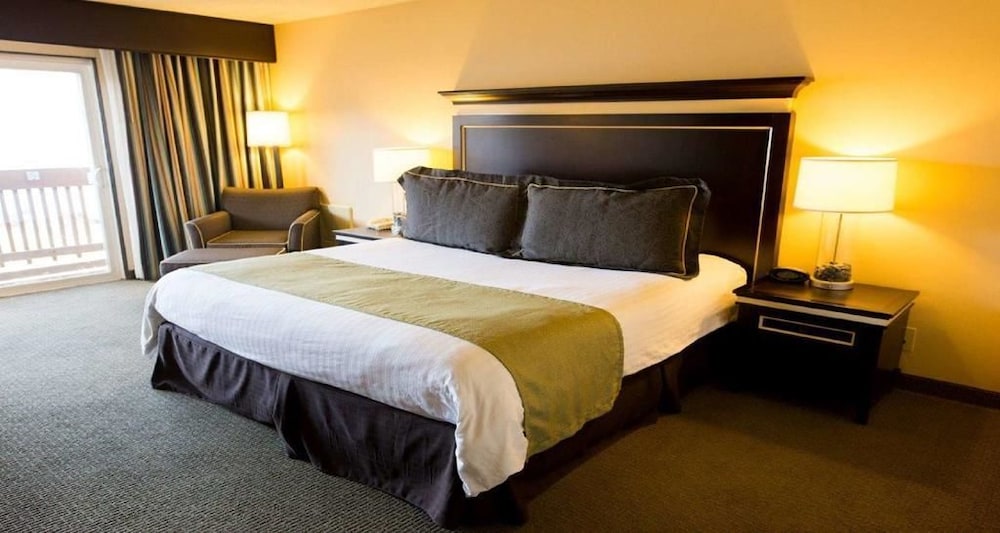 Junior Suite, Studio, King Bed, Ocean View