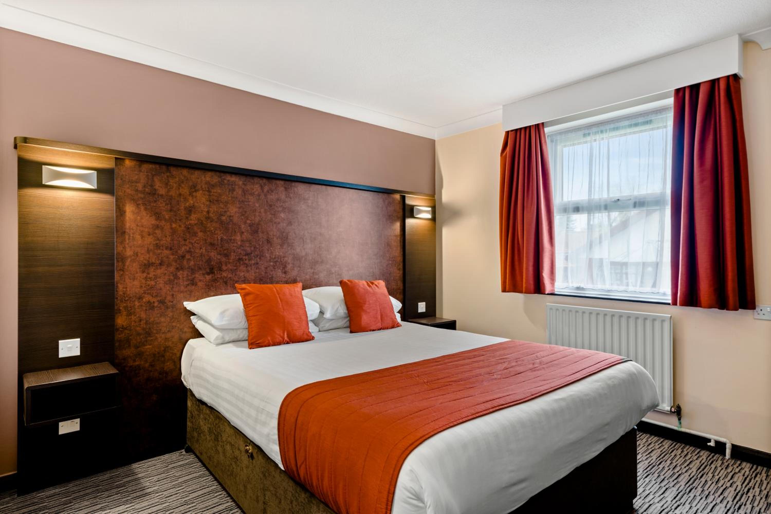 Room, Double Bed, Dragonfly Hotel Bury St Edmunds 4/10