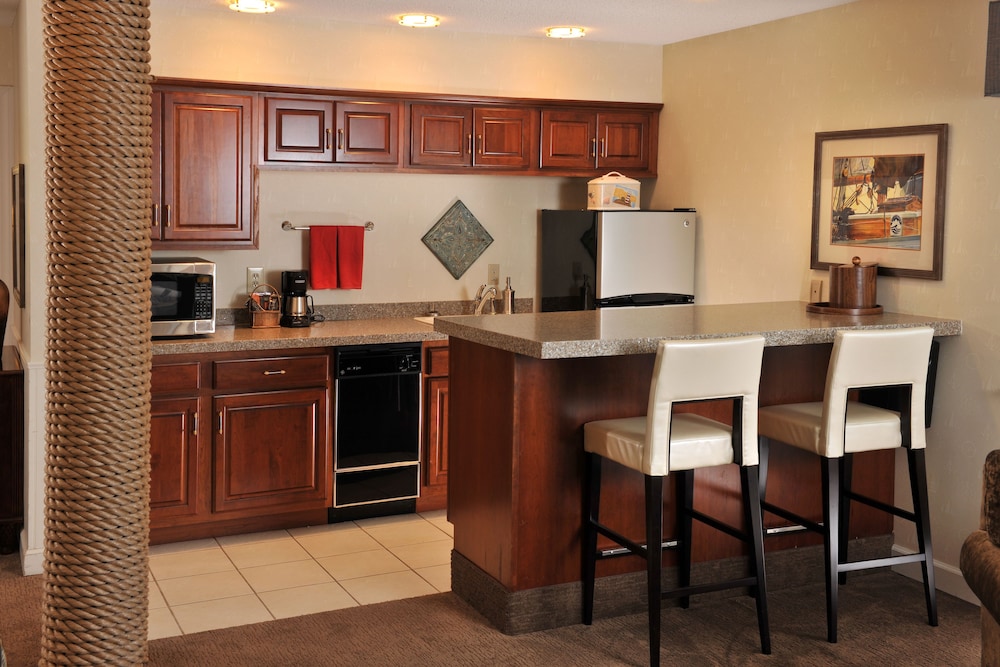 Stoney Creek Hotel Peoria 35/40