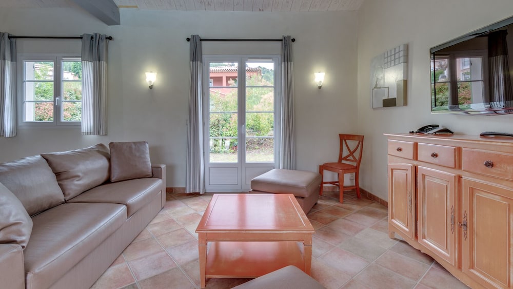Residence Le Domaine de Camiole - Vacanceole 30/55