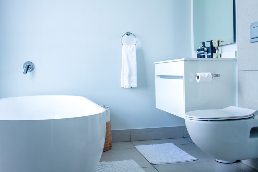 Ellipse Executive Apartment 50/50