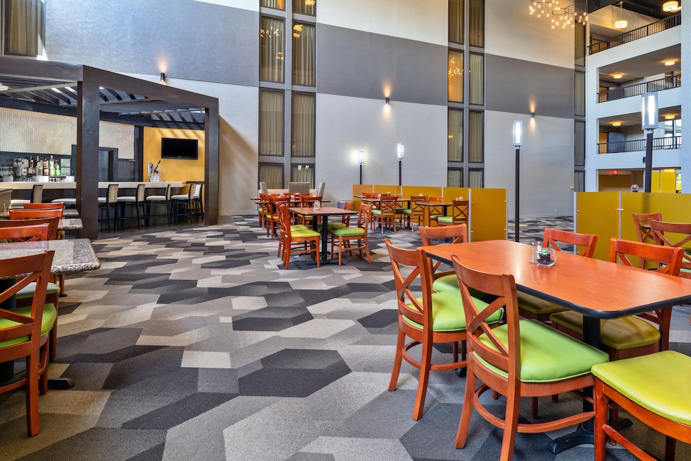 Holiday Inn Morgantown Reading Area 49/68
