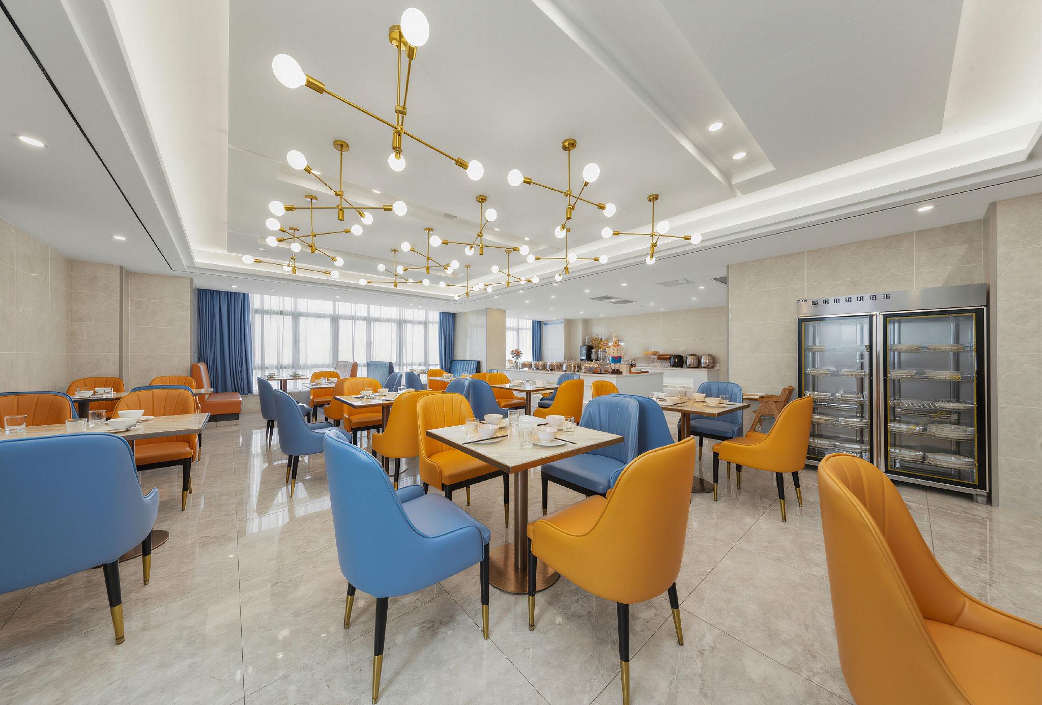 Kyriad Marvelous Hotel (Zhongshan Nanlang Center) 46/52