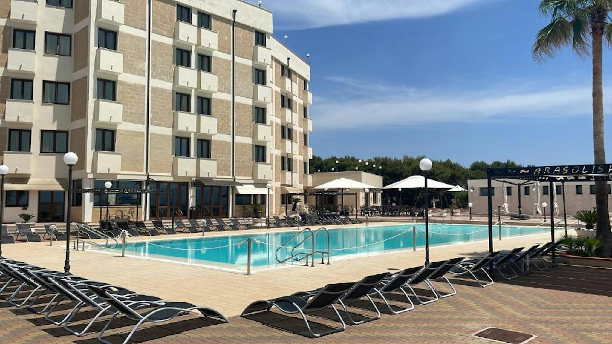 Ara Solis Hotel 4/78