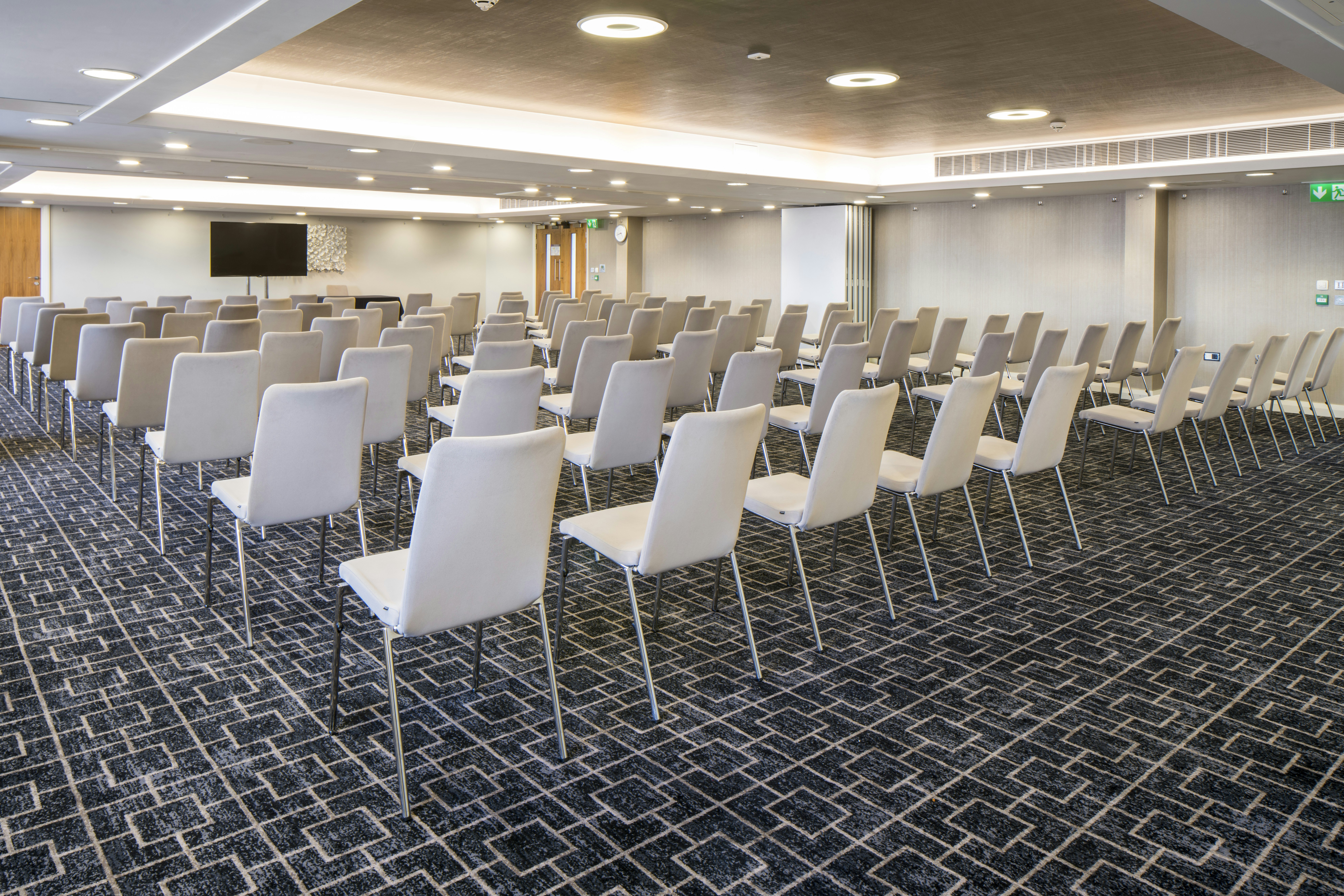 Park Regis Birmingham 68/77