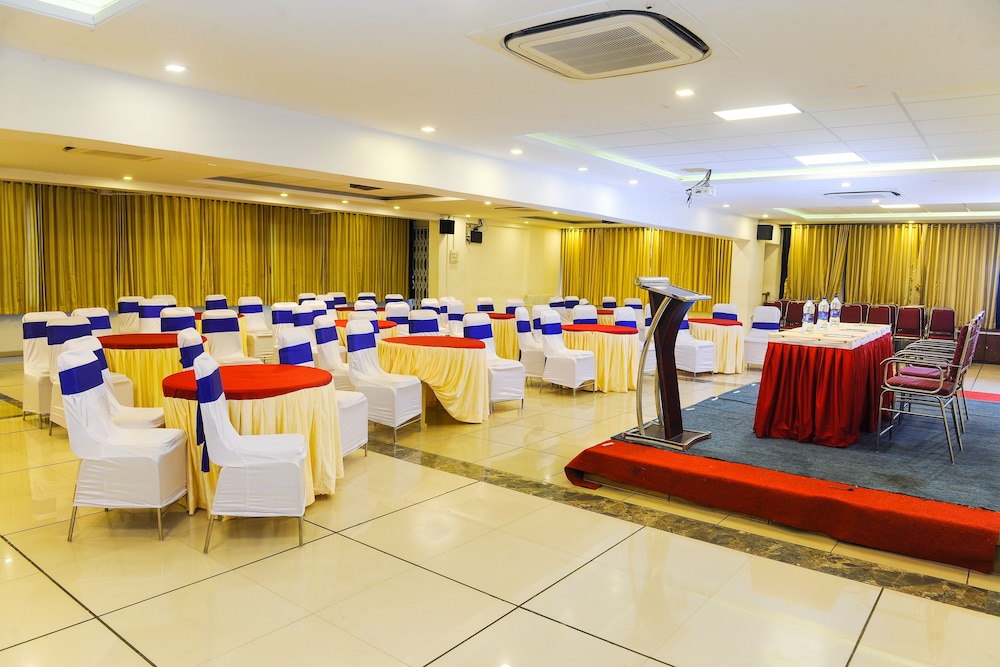 Hotel Radiant 26/27