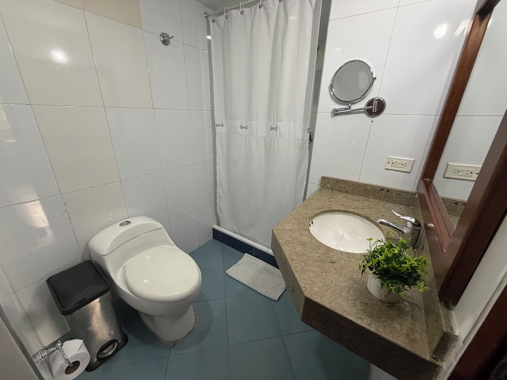 Blu Inn Hotel 45/50