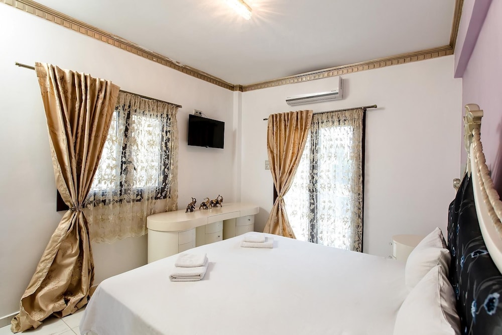 Greek Pride Hotel 17/50