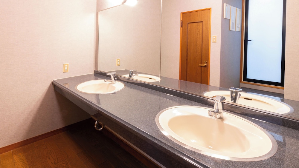 Western, Junior Suite, Twin Beds, Outdoor Bath، Ooedo Onsen Monogatari Shima Saichoraku 3/5