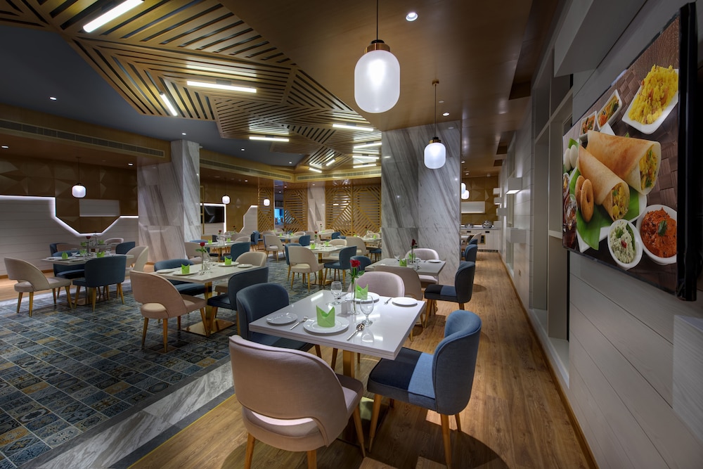 The S Hotel Al Barsha 31/37