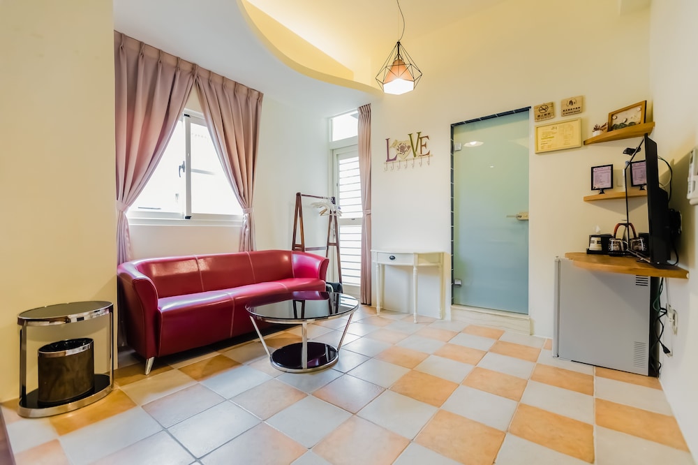 Tang Villa 10/50