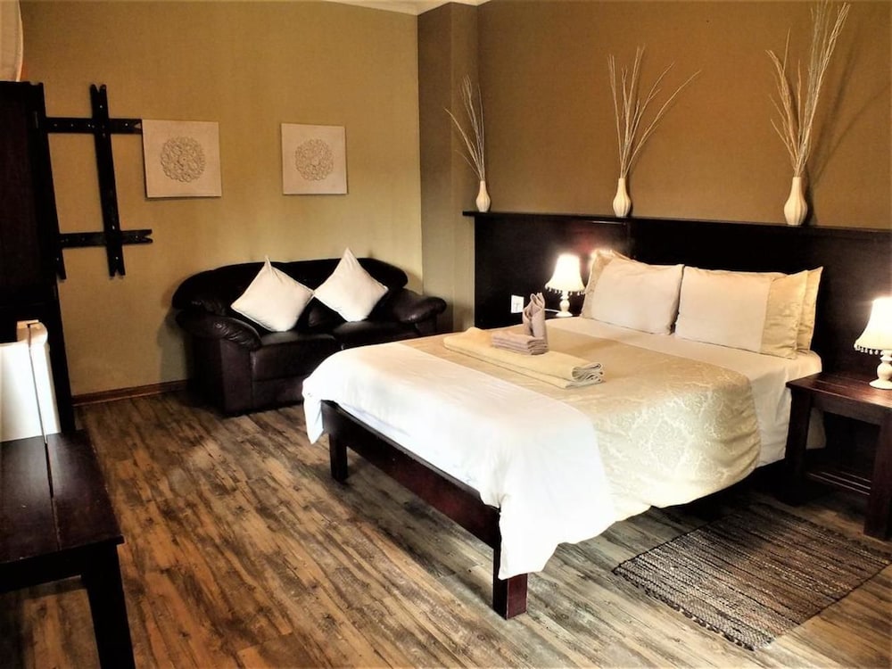Uzuri Guesthouse 15/47