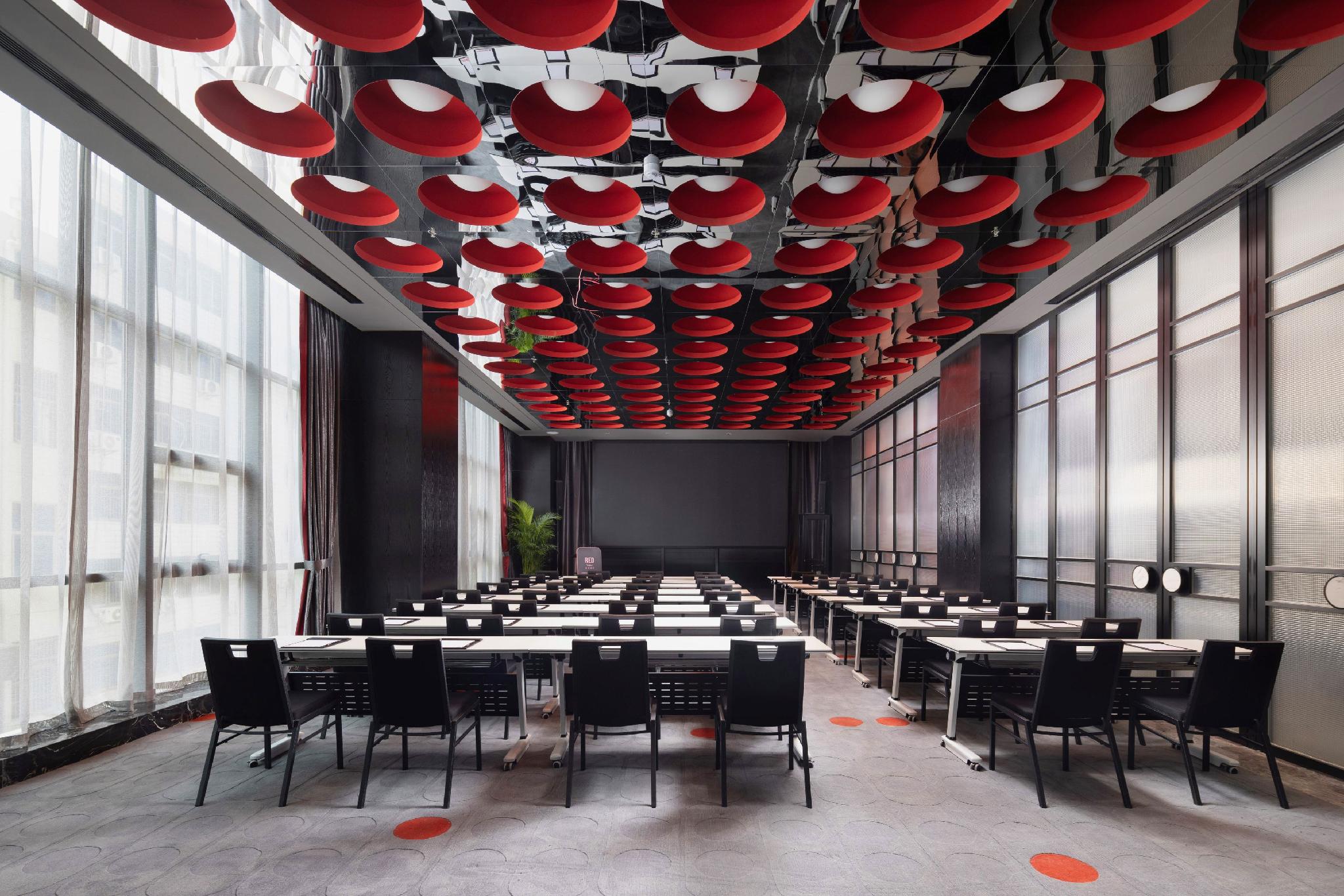 Radisson Red Xi’an High-tech Zone 27/28