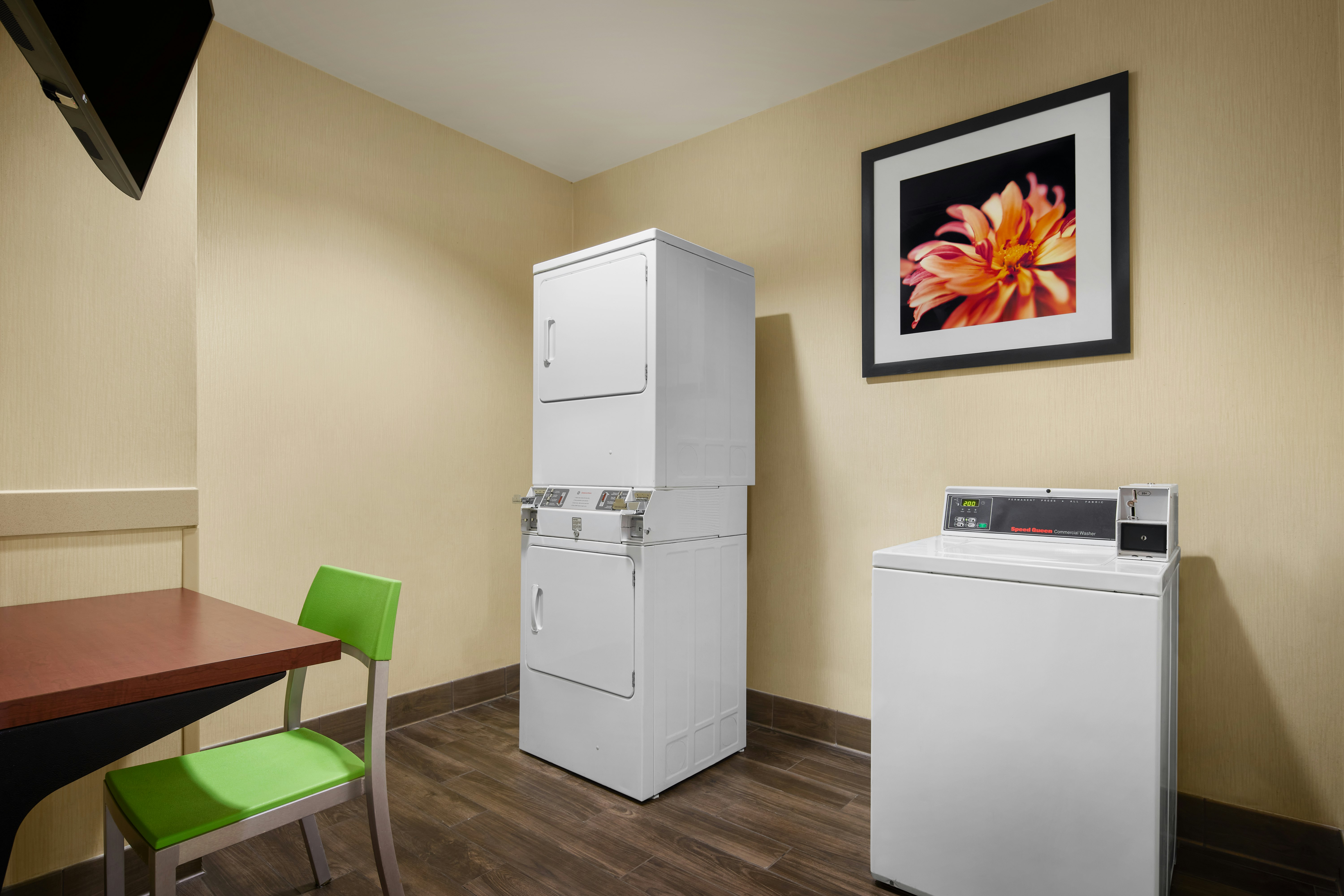 Hilton Garden Inn Denver South Park Meadows Area 7/14