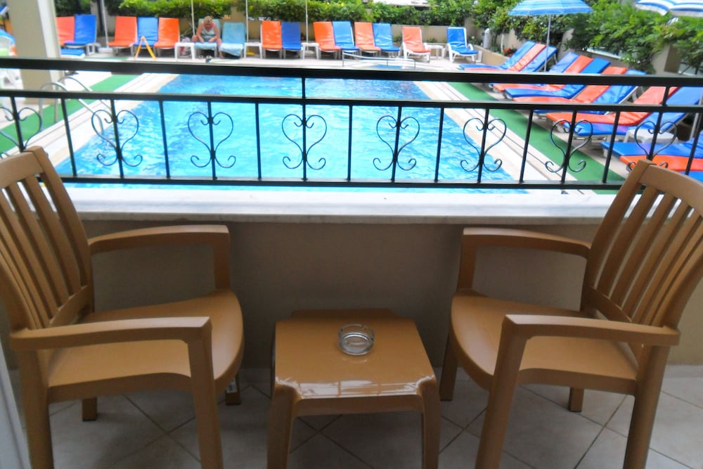 Liman Apartment 10/59