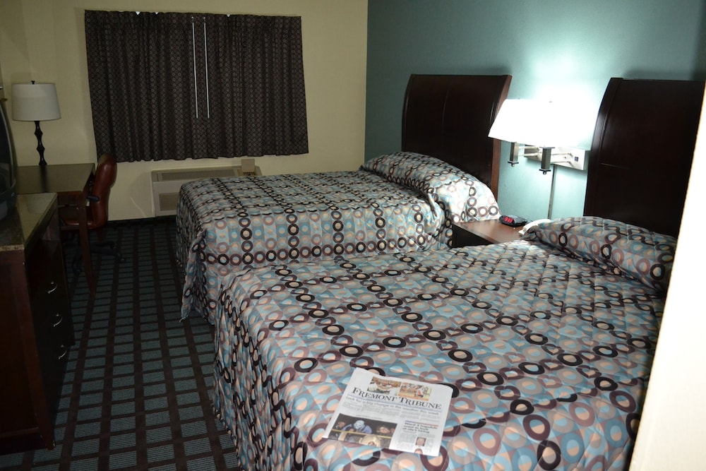 Countryside Inn Suites Fremont 16/45