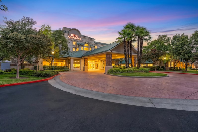 Hilton Garden Inn Fairfield 4/80