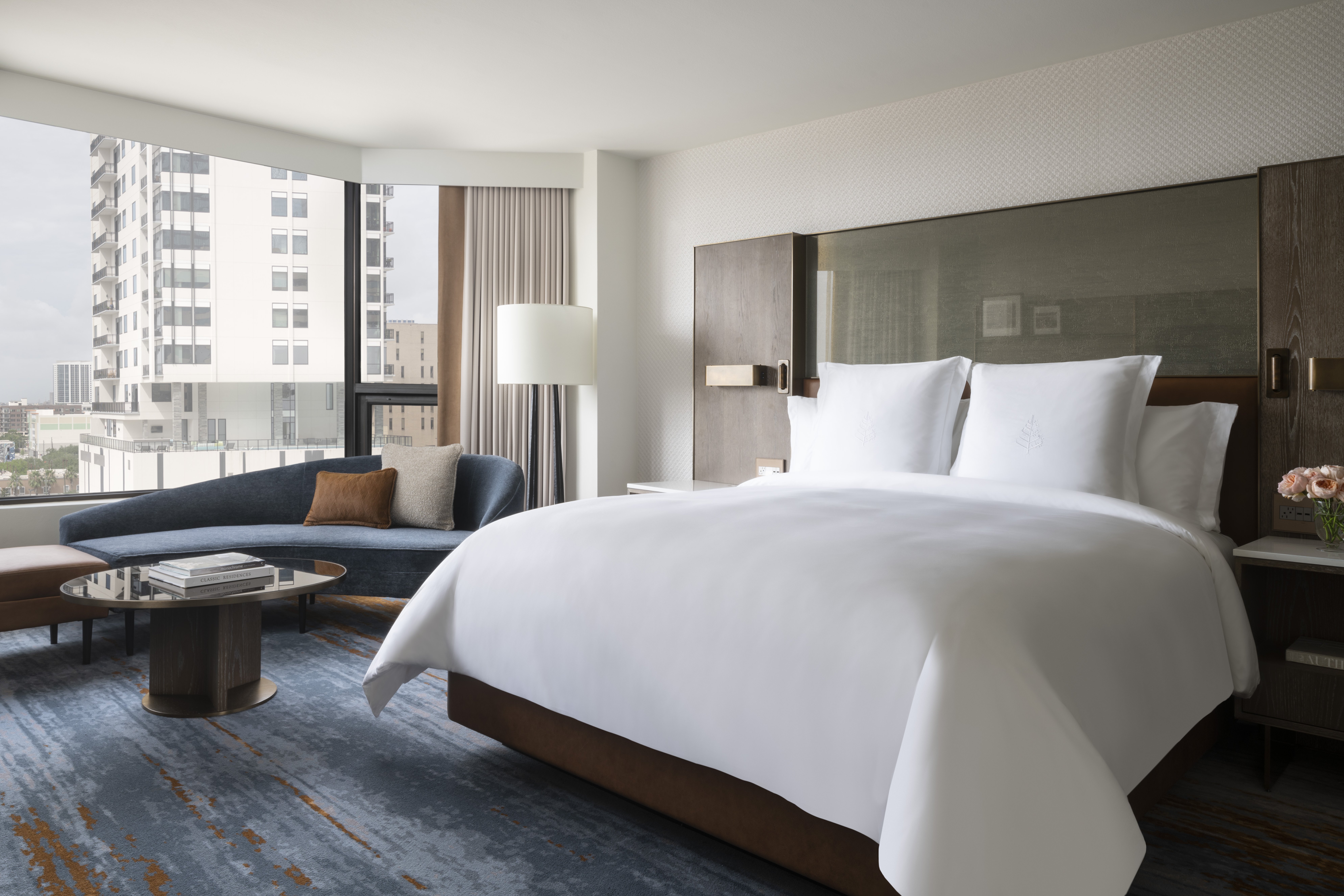 Four Seasons Houston 15/80
