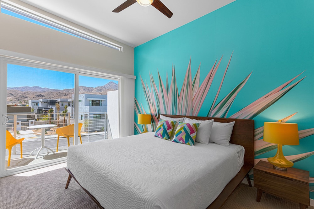 Palm, Suite, King Bed, Patio