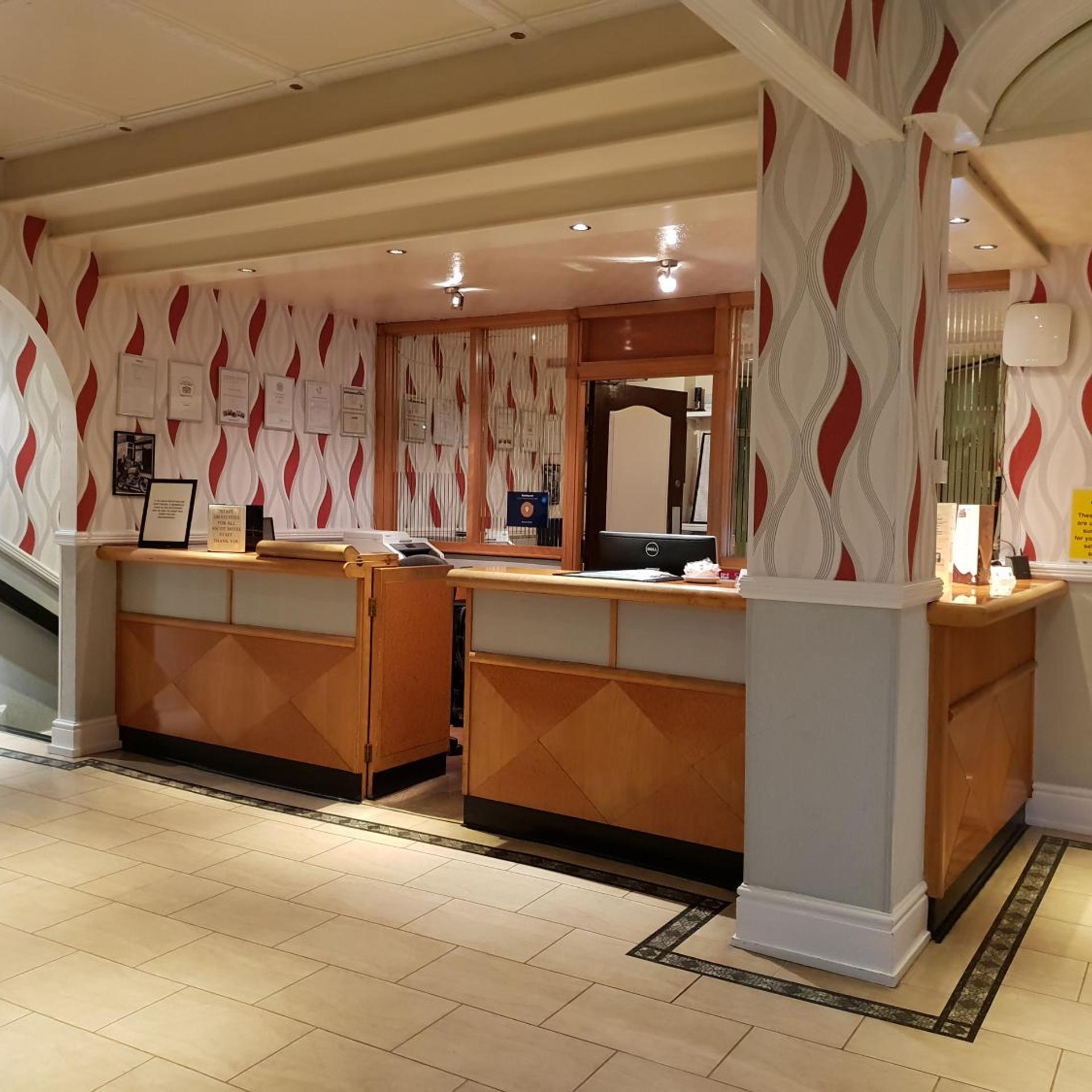 Ascot Hotel 6/50