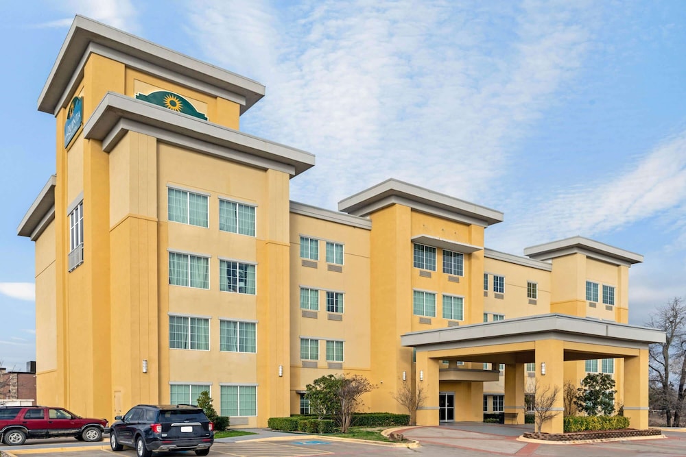 La Quinta Inn & Suites by Wyndham McAlester 1/45