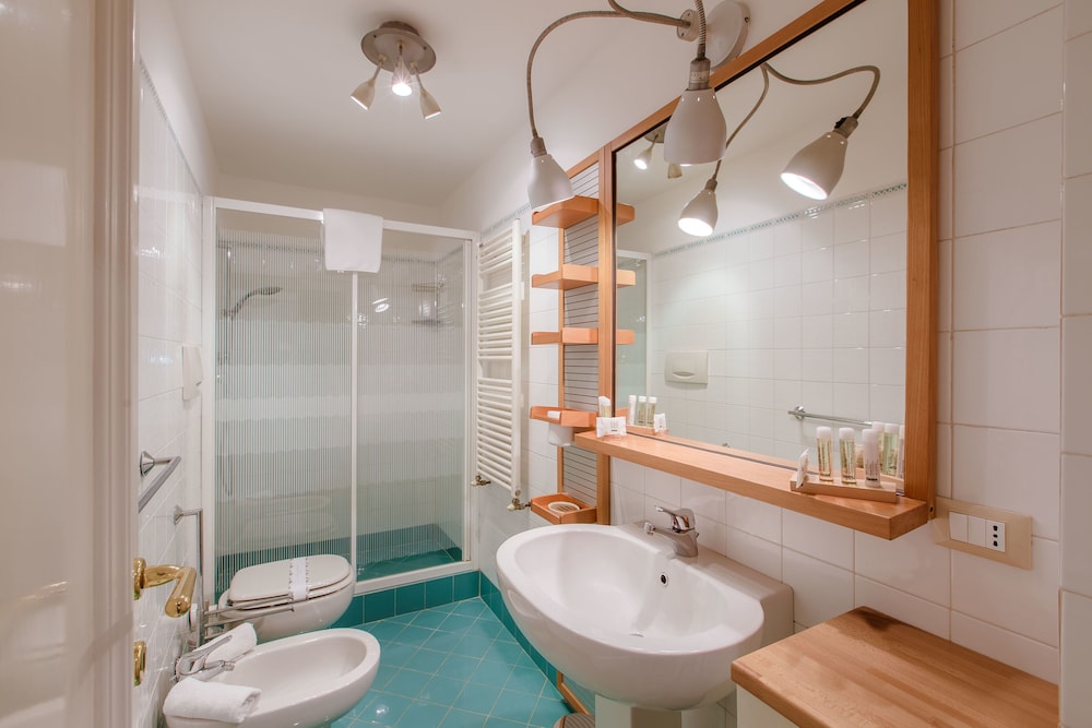 Relais Tosinghi 42/50