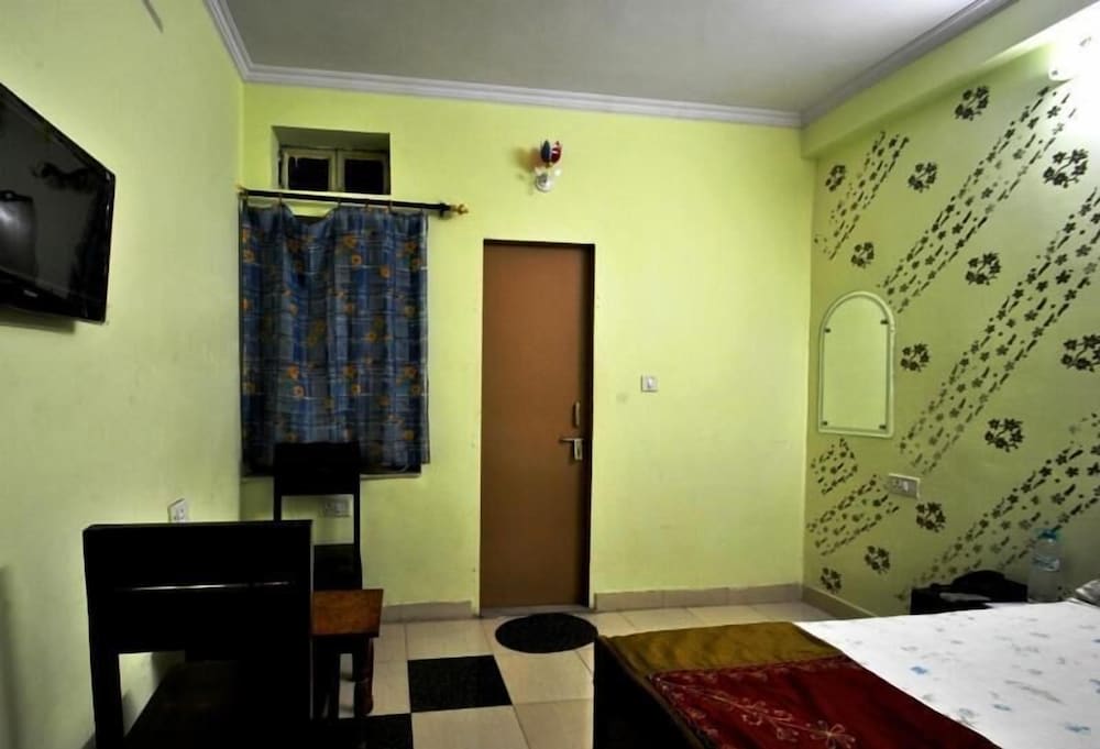 Hotel Satkar 30/31