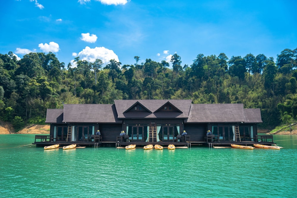 500 Rai Khao Sok Floating Resort 1/68