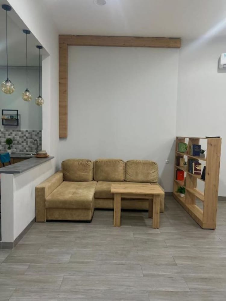 Menua Hotel 33/49