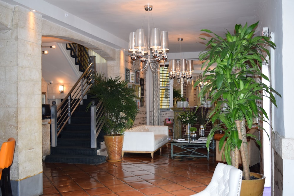 Hotel Shelley 57/67