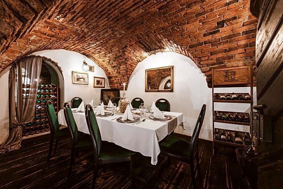 Hotel Baron Karczma Grodzka 41/51