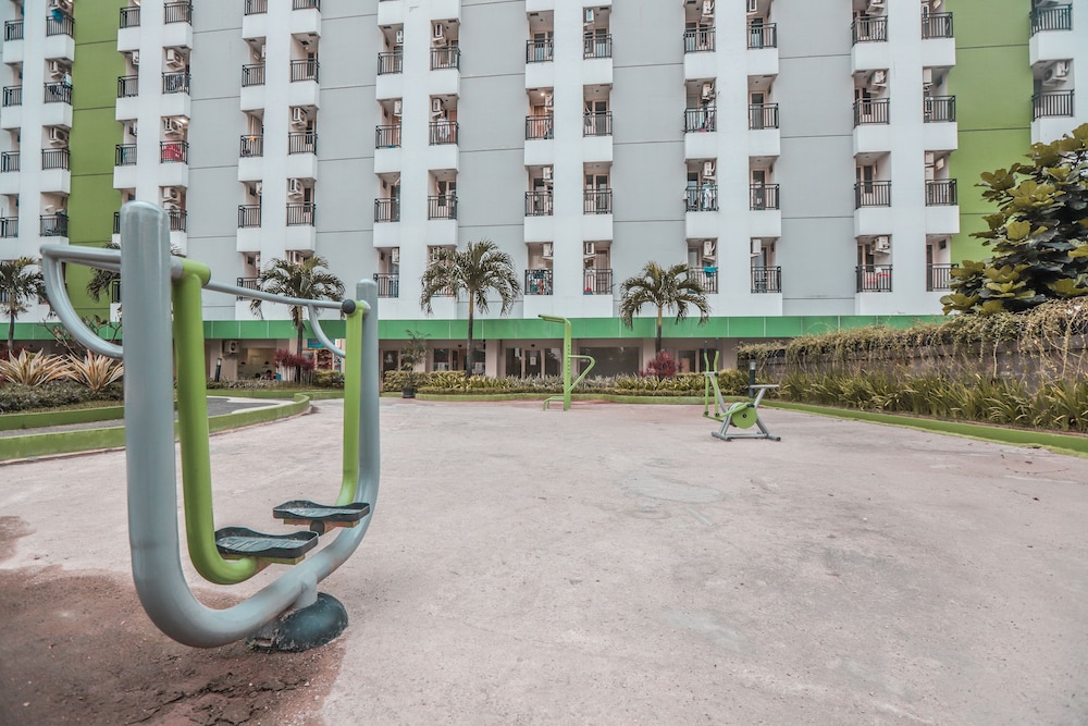 OYO 498 Green Lake View Ciputat 58/65
