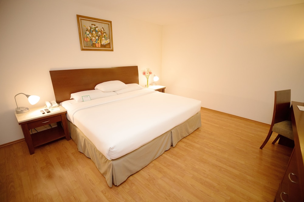 Residence L Heritage Aristoteles 140 By Bluebay Ex Suites Aristoteles 140 15/57