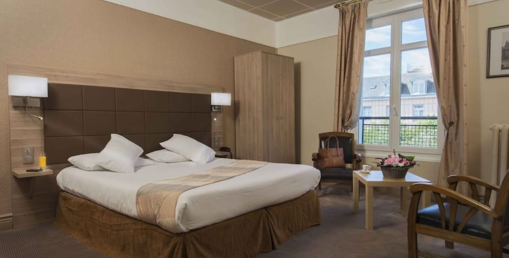 Hotel Regina 12/41