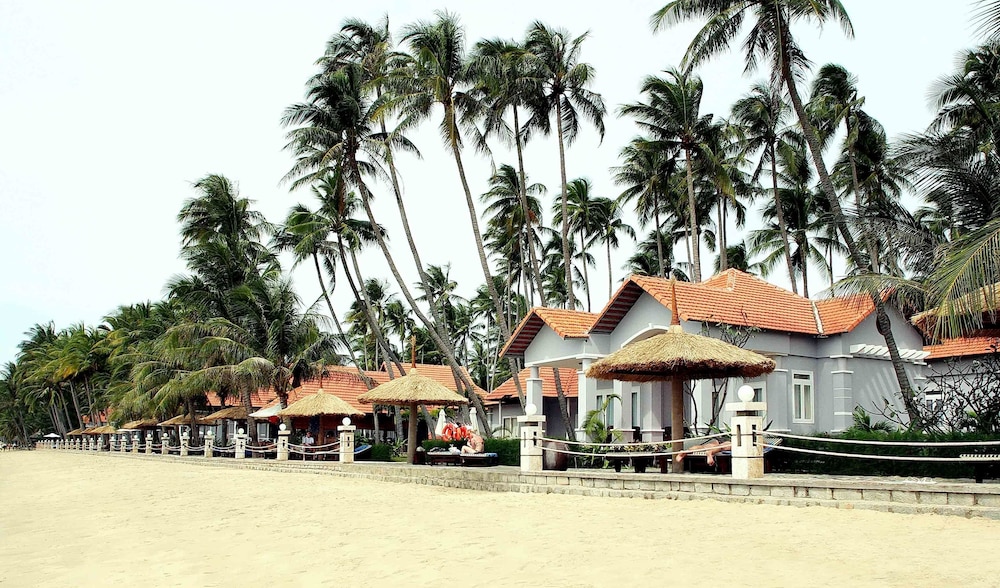 Muine Decentury Beach Resort Spa 59/65