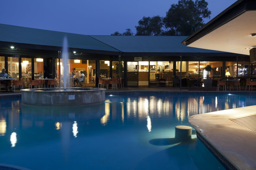 Mercure Alice Springs Resort 1/57