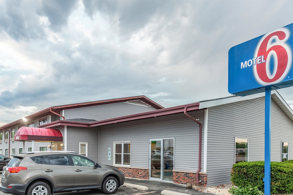 Motel6 Fond Du Lac, WI 5/52