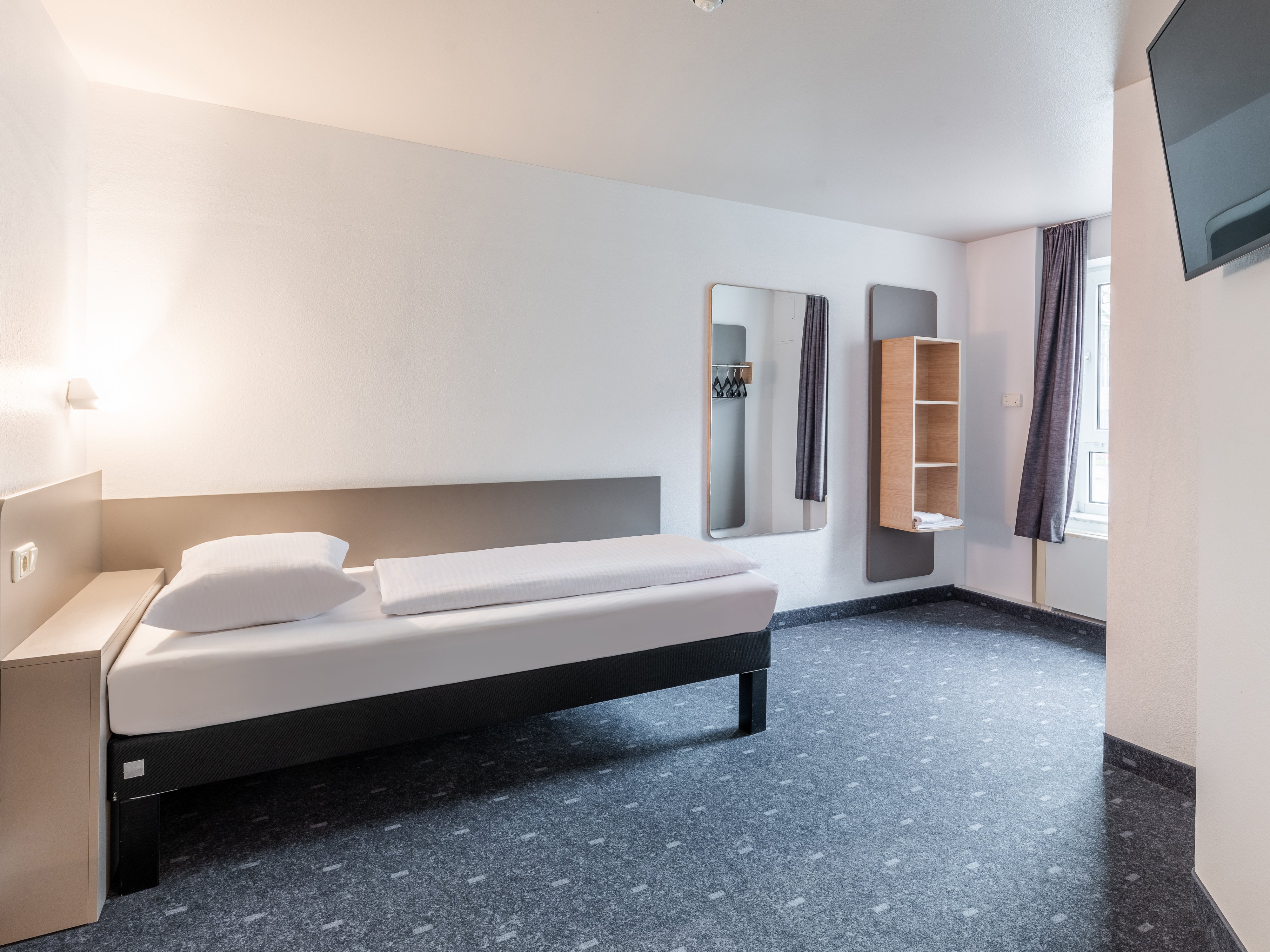 B&B Hotel Aachen-Hbf 20/50