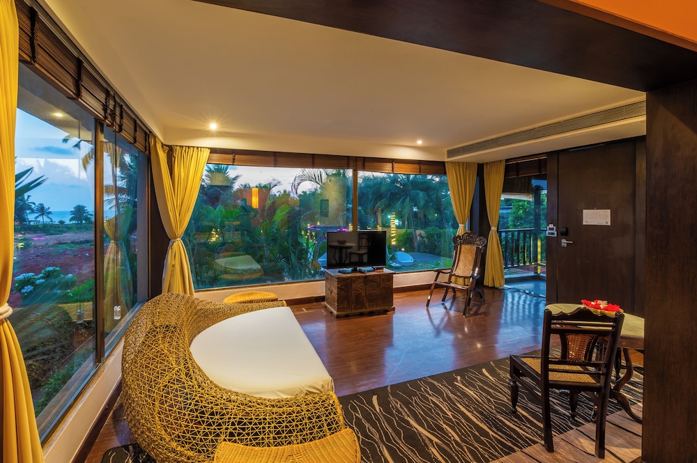 O Hotel Goa, Candolim Beach 33/50