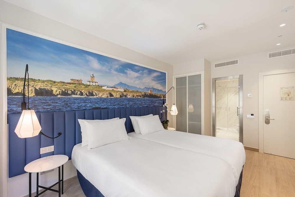 Eurostars Mediterranea Plaza 27/79