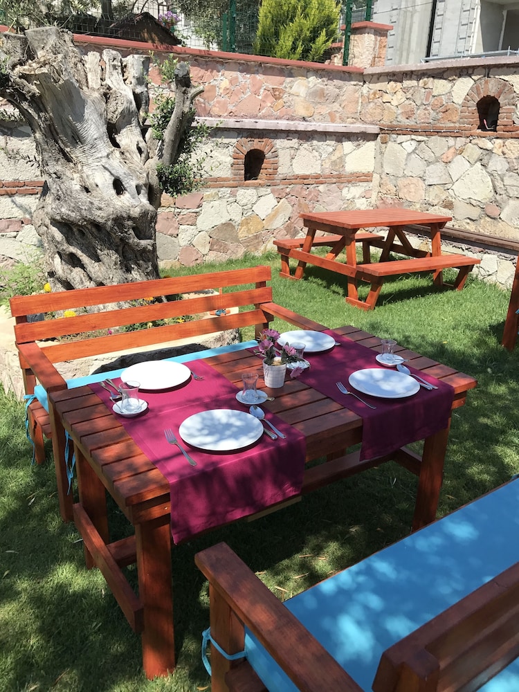 Ayvalik Elisa Otel 17/27